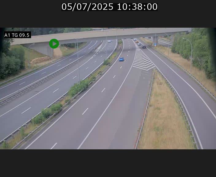 Traffic live webcam Luxembourg Jonction Grünewald - A1 direction Luxembourg-ville - BK 9.5