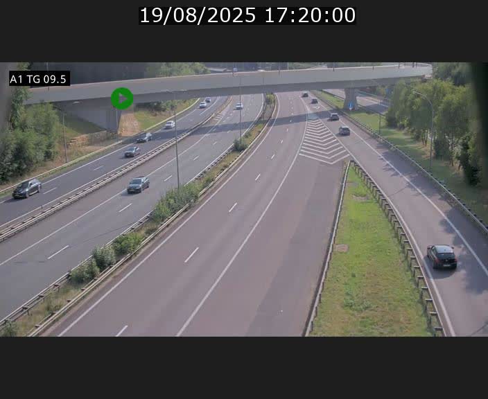 Traffic live webcam Luxembourg Jonction Grünewald - A1 direction Luxembourg-ville - BK 9.5