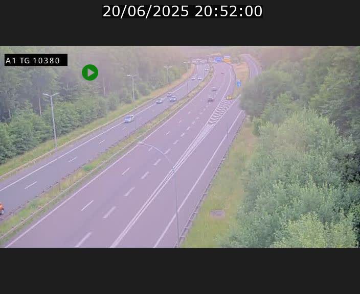 Traffic live webcam Luxembourg Senningerberg - A1 direction Luxembourg Kirchberg - BK 10.3