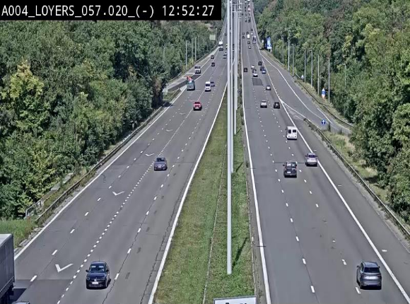 Webcam E411 au niveau du viaduc de Beez à Loyers, entre Champion et Warissoulx. Vue orientée vers Bruxelles