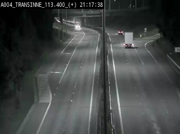 Webcam dans les Ardennes sur l'E411 à hauteur de Transinne. Vue orientée vers le sud de la Belgique