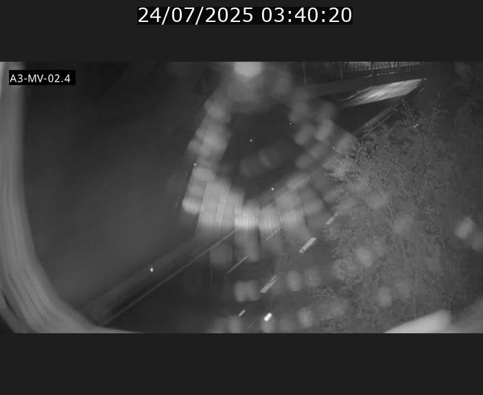 Webcam autoroute de la France (A3) au Luxembourg à Fentange, à proximité de la Croix de Gasperich. Vue orientée vers la Cloche d'Or