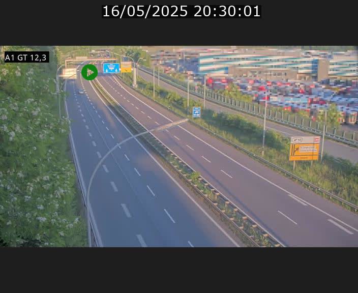 Traffic live webcam Luxembourg Senningerberg - A1 direction Allemagne - BK 12.3