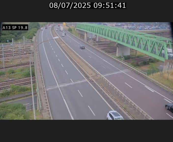 Traffic live webcam Luxembourg Croix de Bettembourg - A13 direction Esch-sur-Alzette - BK 19.8