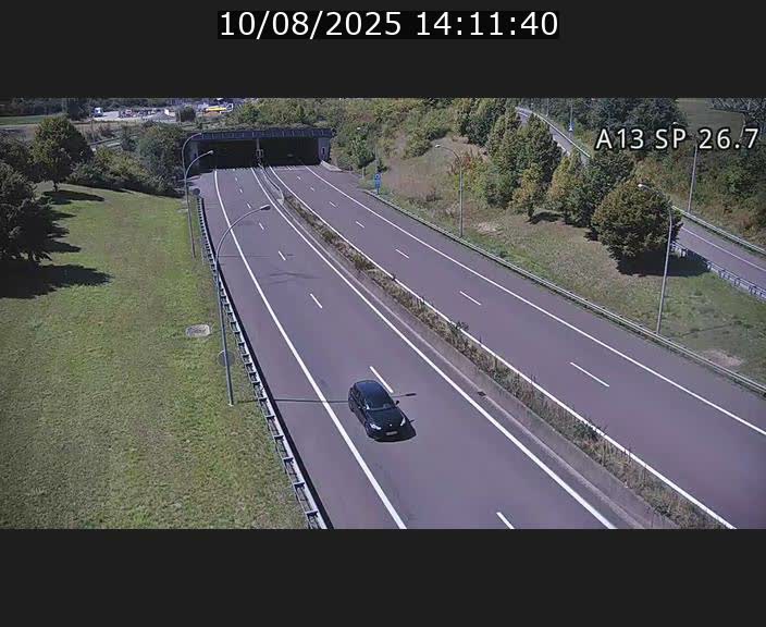 Traffic live webcam Luxembourg Frisange - A13 direction Luxembourg-ville - BK 26.7