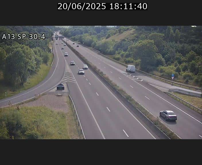 Traffic live webcam Luxembourg Altwies - A13 direction Luxembourg-ville - BK 30.4