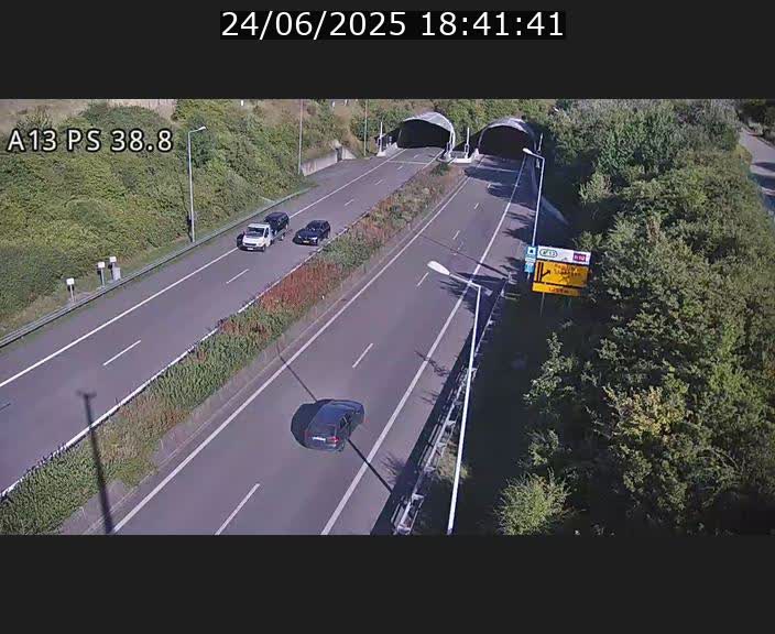 Webcam autoroute A13 à l'entrée ouest du tunnel Markusbierg à Schengen. Vue orientée vers Mondorf-les-Bains