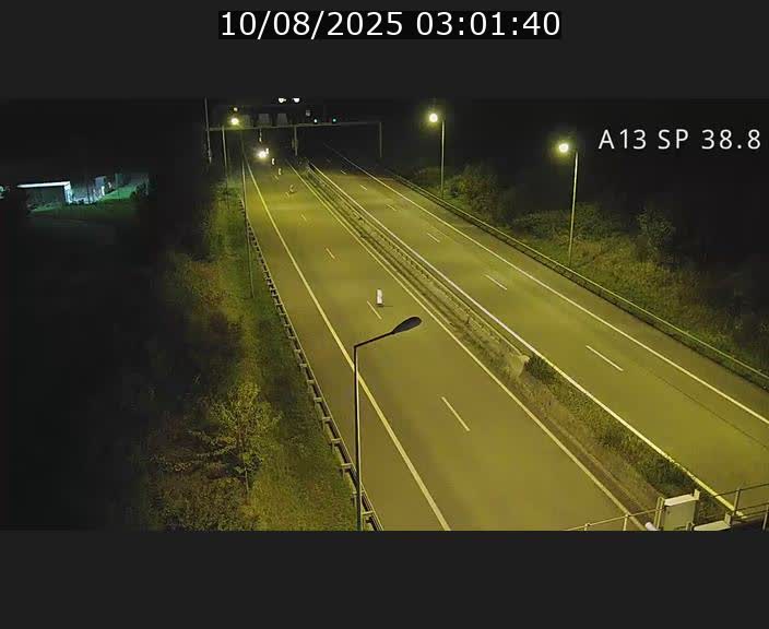 Webcam autoroute A13 à l'entrée ouest du tunnel Markusbierg à Schengen. Vue orientée vers le tunnel et l'Allemagne