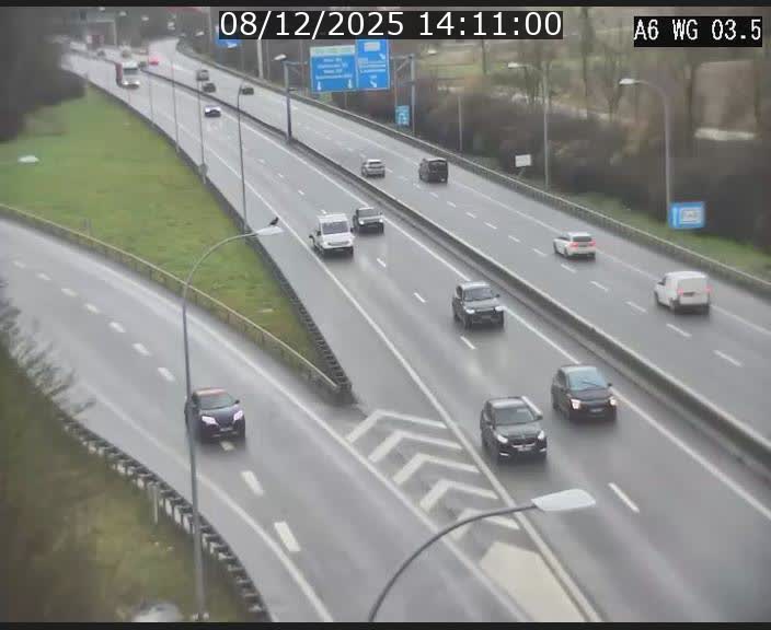 Traffic live webcam Luxembourg - Croix de Cessange - A6 - BK 3.5 - direction France/Allemagne