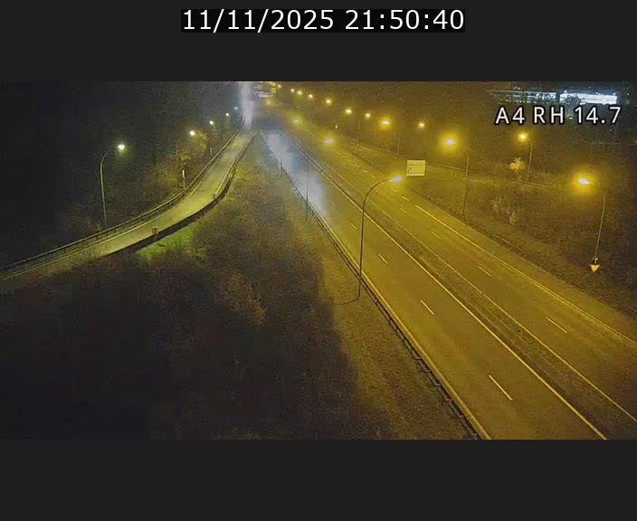 Traffic live webcam Luxembourg Jonction Lankelz - A4 - BK 14.7 - direction Luxembourg
