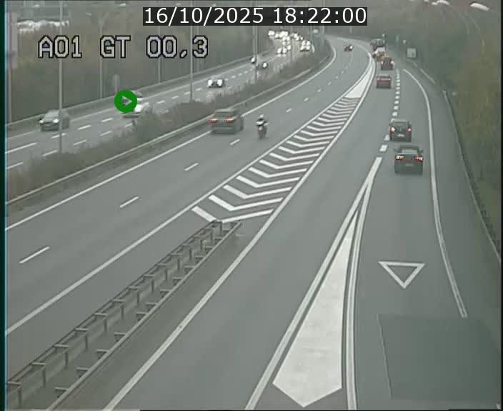 Traffic live webcam Luxembourg Croix de Gasperich - A1 direction Kirchberg - BK 0.3