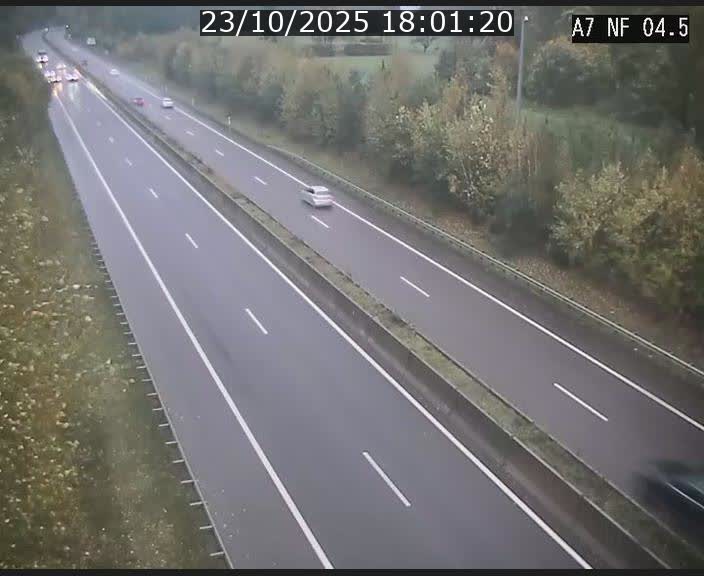 Caméra autoroute Luxembourg A7 - Passage à gibier Rëngelbour - direction Tunnel Grouft