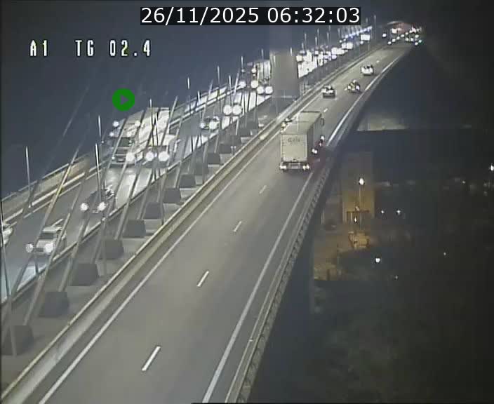 Traffic live webcam Luxembourg Sandweiler - A1 direction Luxembourg-ville - BK 2.4