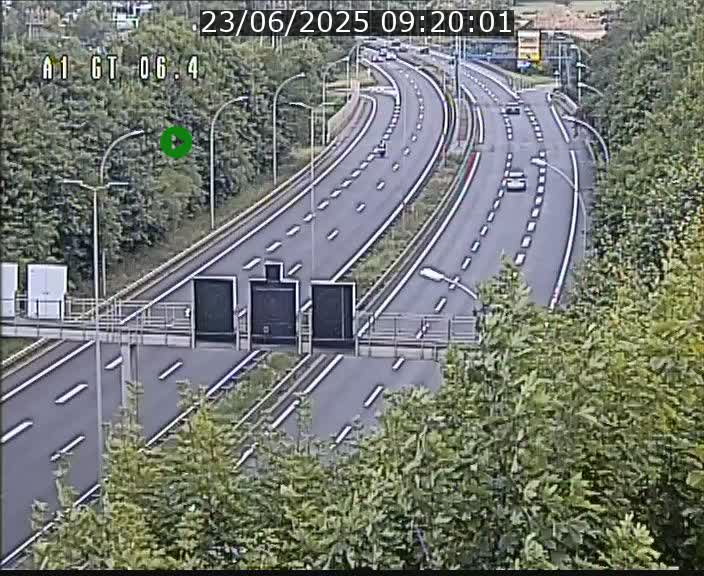 Traffic live webcam Luxembourg Hamm - A1 direction Sandweiler - BK 6.4