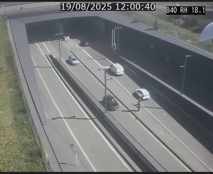 Webcam sur la route de contournement d'Esch-Belval avant le tunnel Central Gate au niveau de la porte de France et du radar fixe