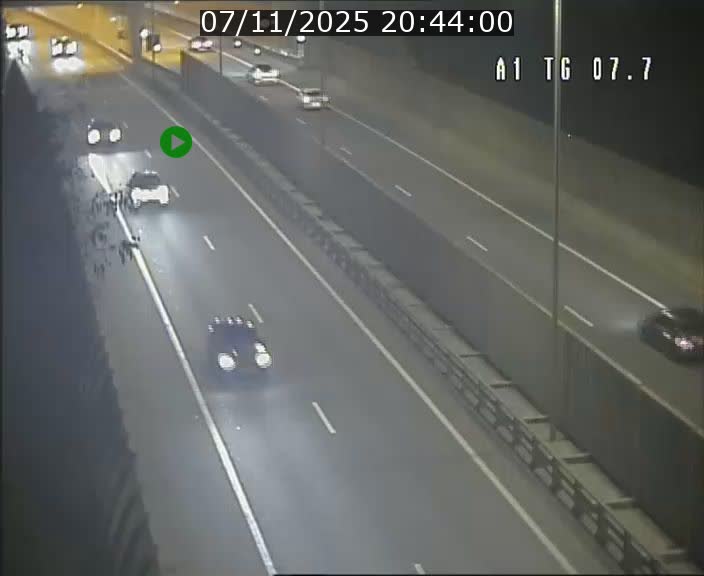 Traffic live webcam Luxembourg Kirchberg - A1 direction Luxembourg-ville - BK 7.7