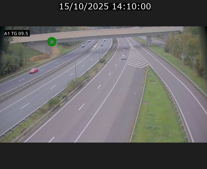 Traffic live webcam Luxembourg Jonction Grünewald - A1 direction Luxembourg-ville - BK 9.5
