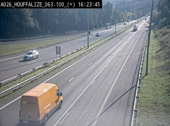 Webcam autoroute des Ardennes (E25/A26) à hauteur d'Houffalize. Vue orientée vers Baraque de Fraiture