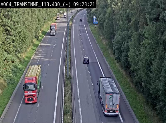 Caméra trafic E411 (A4) - Transinne direction Namur - BK 113.425