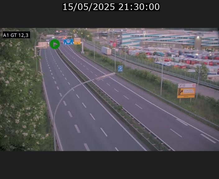Traffic live webcam Luxembourg Senningerberg - A1 direction Allemagne - BK 12.3