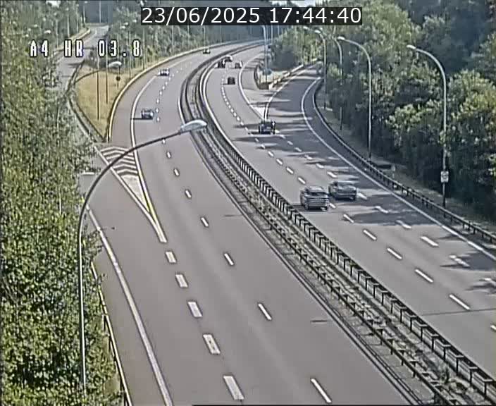 Webcam traffic A4 Luxembourg - BK 3.8 - Leudelange (direction Esch sur Alzette)
