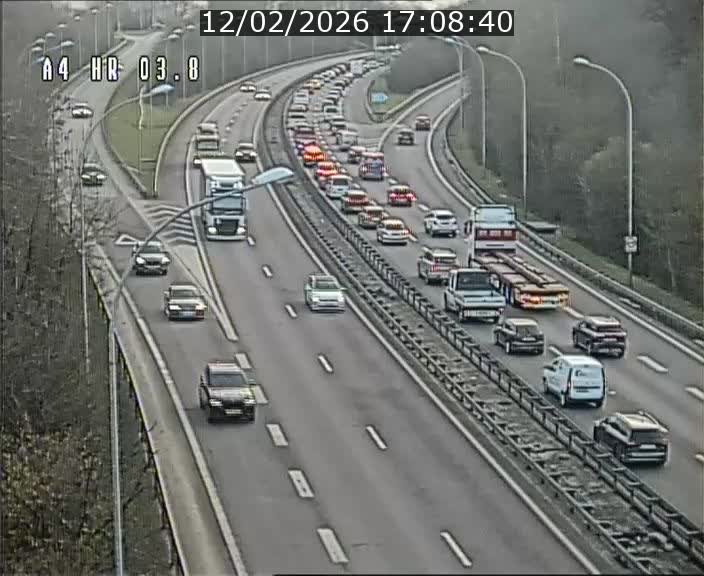 Webcam traffic A4 Luxembourg - BK 3.8 - Leudelange (direction Esch sur Alzette)