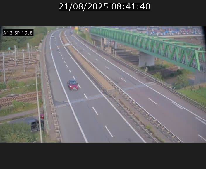 Traffic live webcam Luxembourg Croix de Bettembourg - A13 direction Esch-sur-Alzette - BK 19.8