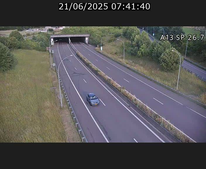 Traffic live webcam Luxembourg Frisange - A13 direction Luxembourg-ville - BK 26.7