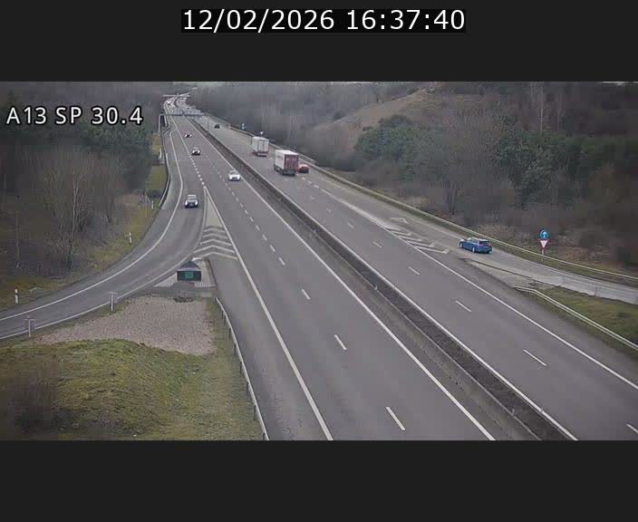 Traffic live webcam Luxembourg Altwies - A13 direction Luxembourg-ville - BK 30.4