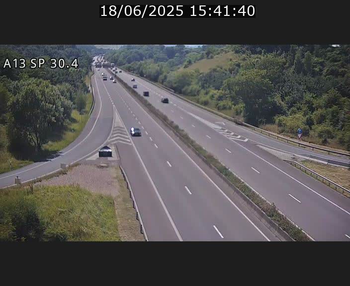 Traffic live webcam Luxembourg Altwies - A13 direction Luxembourg-ville - BK 30.4