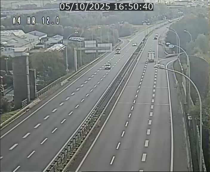 Traffic live webcam Luxembourg Jonction Foetz - A4 - BK 12.0 - direction Esch sur Alzette