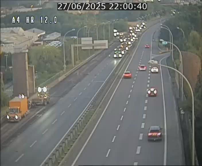 Traffic live webcam Luxembourg Jonction Foetz - A4 - BK 12.0 - direction Esch sur Alzette