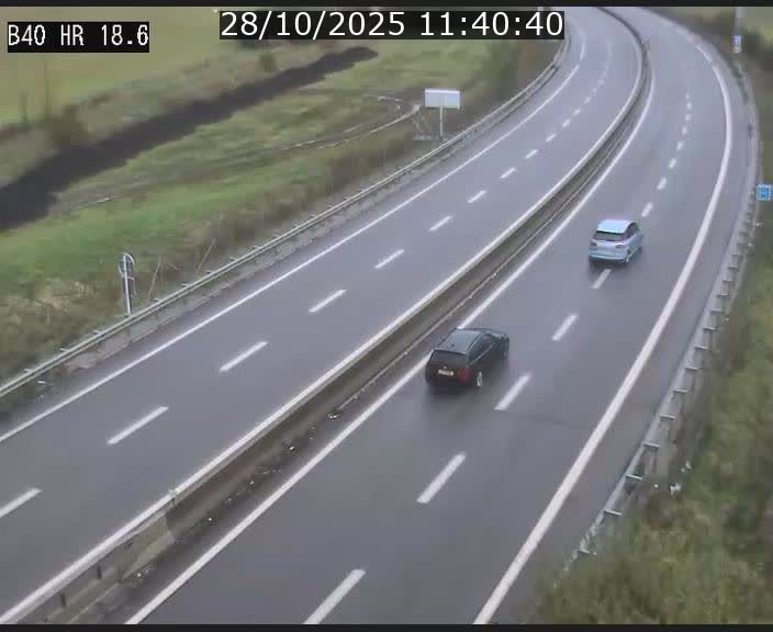 Webcam sur la route de liaison entre Micheville et Esch-Belval à la frontière entre le Luxembourg et la France. Vue orientée vers la Lorraine.