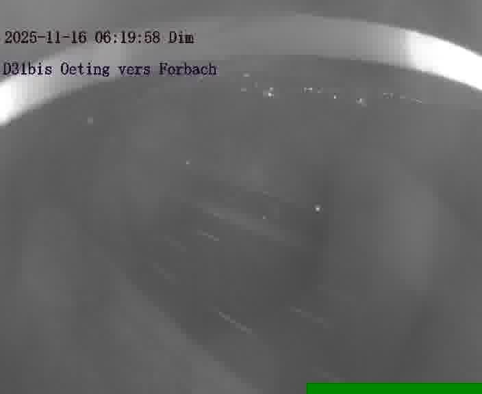 Caméra routière située sur D31bis (France) à Oeting, orientée vers Forbach, surveillant en continu la circulation locale et régionale.