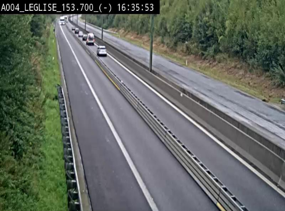 Webcam autoroute A4 (E411-E25) à Léglise, avant la jonction avec la N40. Vue orientée vers Bruxelles