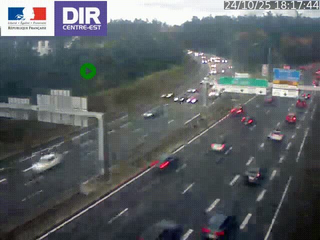 Caméra de circulation routière sur le boulevard périphérique Laurent Bonnevay de Lyon (D383) à hauteur de Bron, avant la jonction avec l'A43. Vue orientée vers l'échangeur