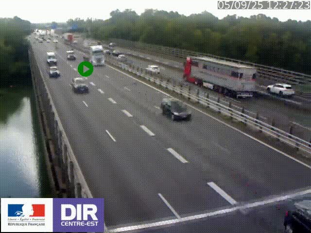 Caméra trafic à la jonction entre l'A46 (Rocade-est de Lyon) et l'A42 à hauteur de Vault-en-Velin en direction de Marseille