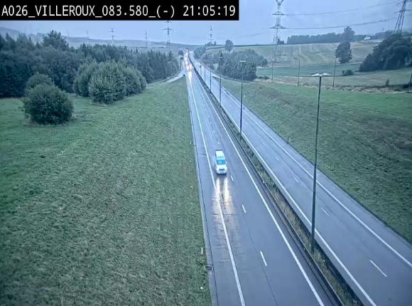 Webcam autoroute A26/E25 à hauteur de Vaux-sur-Sûre, à la jonction avec la N85 en direction de Liège - BK 83.6