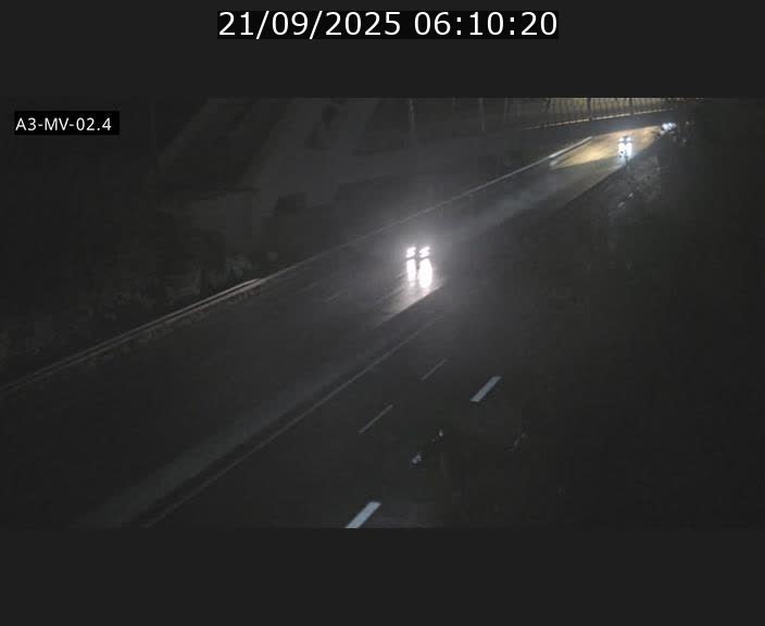 Webcam autoroute de la France (A3) au Luxembourg à Fentange, à proximité de la Croix de Gasperich. Vue orientée vers la Cloche d'Or