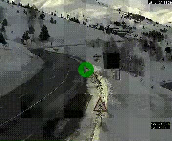 Webcam au carrefour de la croisade, à la jonction entre la N22 et la N320, avant le poste de douane franco-andorrane. Webcam à 1790 mètres d'altitude