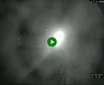 Webcam au carrefour de la croisade, à la jonction entre la N22 et la N320, avant le poste de douane franco-andorrane. Webcam à 1790 mètres d'altitude
