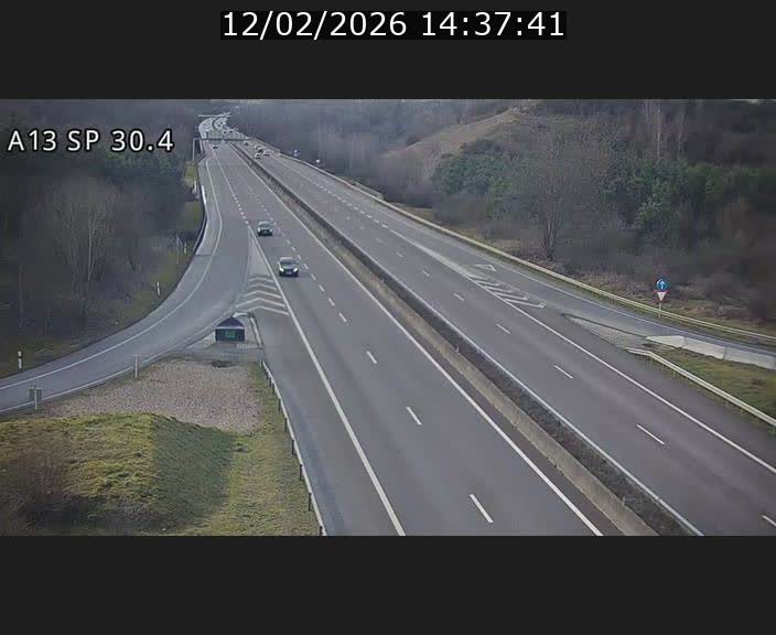 Traffic live webcam Luxembourg Altwies - A13 direction Luxembourg-ville - BK 30.4
