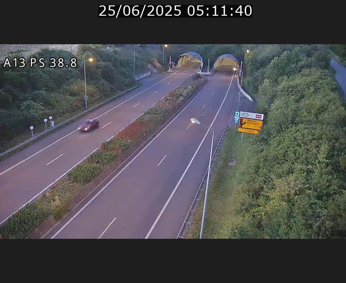 Webcam autoroute A13 à l'entrée ouest du tunnel Markusbierg à Schengen. Vue orientée vers Mondorf-les-Bains