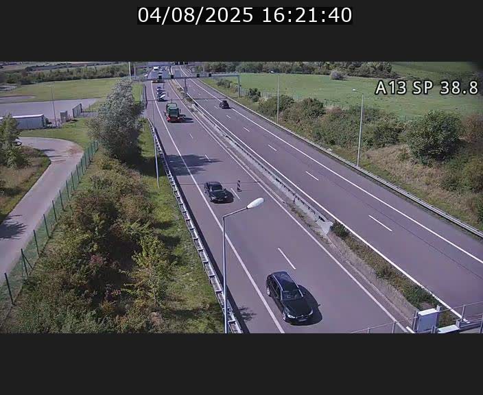 Webcam autoroute A13 à l'entrée ouest du tunnel Markusbierg à Schengen. Vue orientée vers le tunnel et l'Allemagne