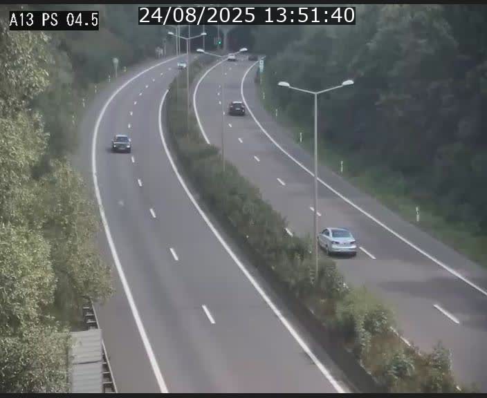 Traffic live webcam Luxembourg Differdange - A13 direction Esch-sur-Alzette - BK 4.5