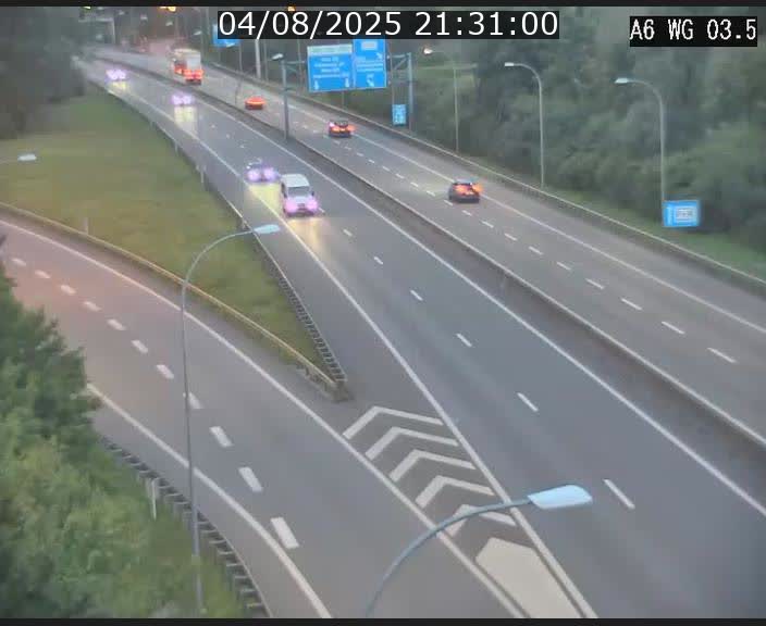 Traffic live webcam Luxembourg - Croix de Cessange - A6 - BK 3.5 - direction France/Allemagne