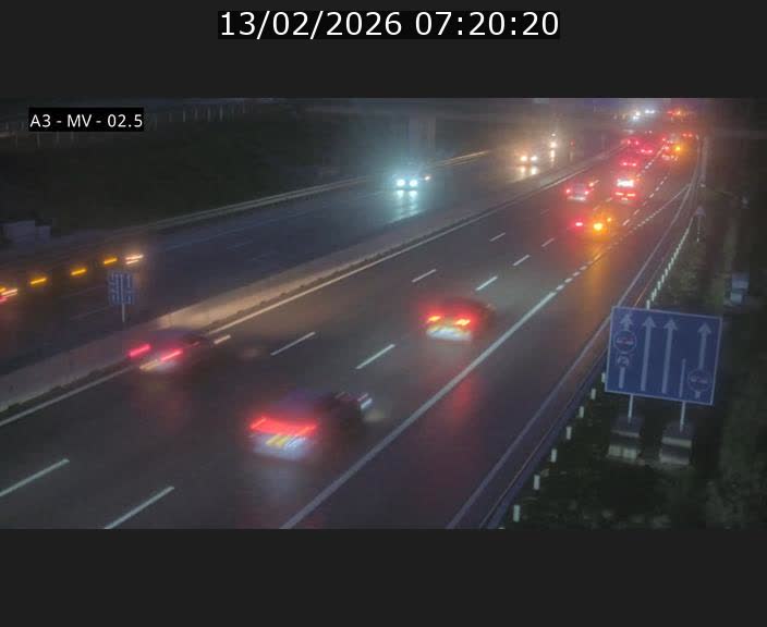 Webcam autoroute A3 au Luxembourg à proximité de la Croix de Gasperich. Vue orientée vers Luxembourg