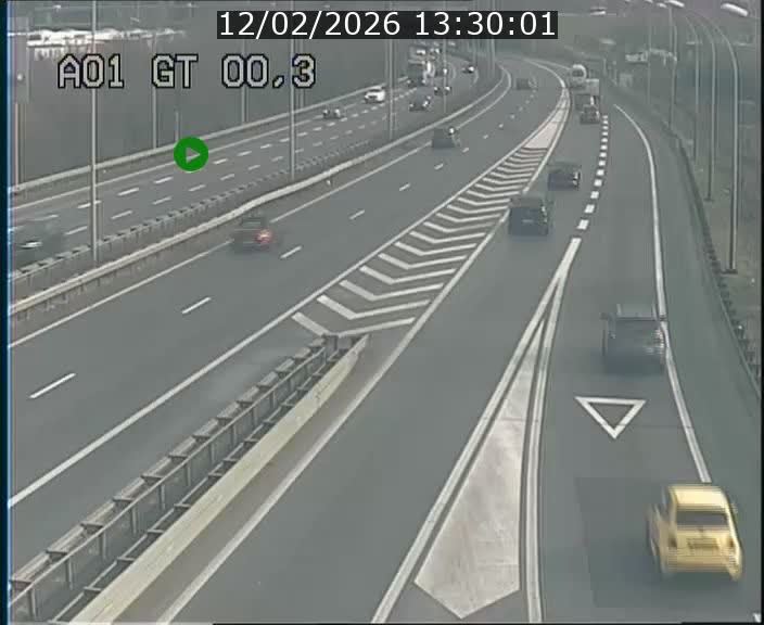 Traffic live webcam Luxembourg Croix de Gasperich - A1 direction Kirchberg - BK 0.3