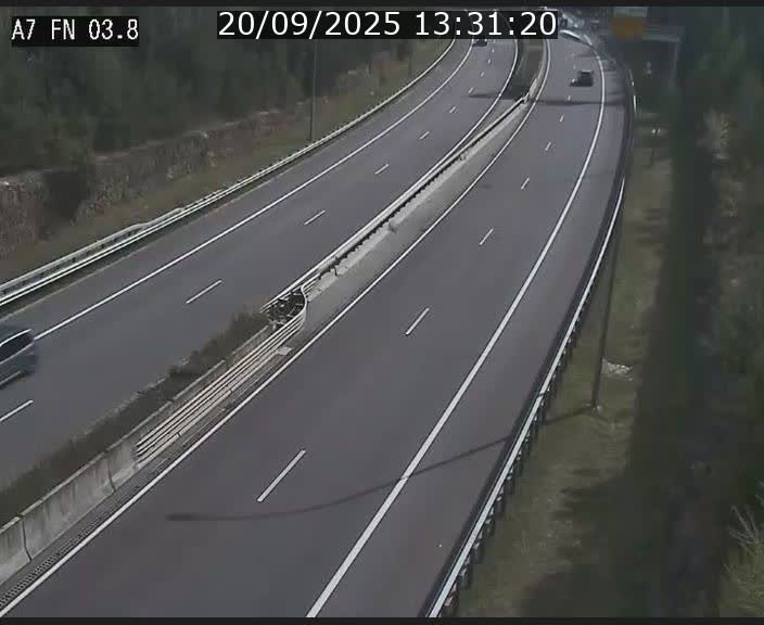 Caméra autoroute Luxembourg A7 - Passage à gibier Rëngelbour - direction Tunnel Stafelter