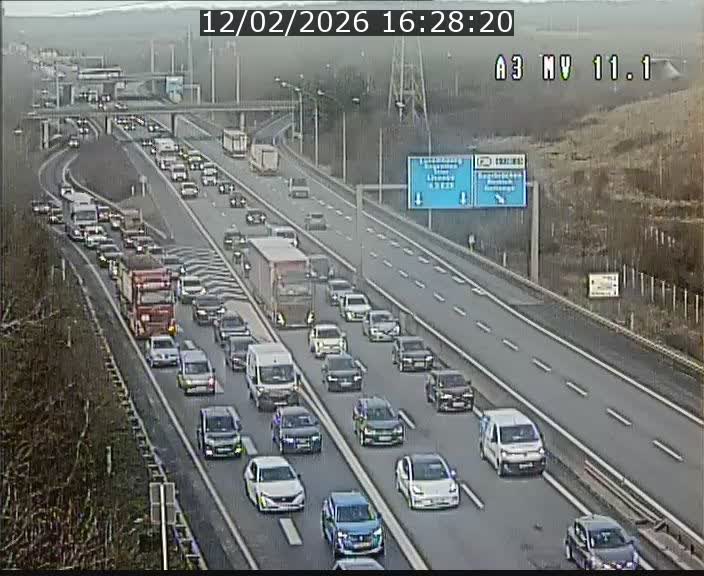 Traffic live webcam Luxembourg Croix de Bettembourg A3 - BK 11.1 - direction Luxembourg-ville